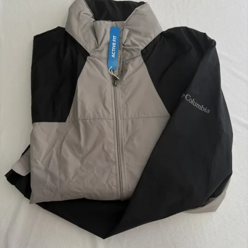 Campera Rompeviento Columbia