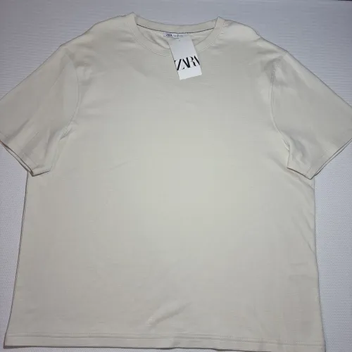 Remera Zara 