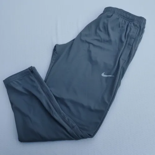 Pantalón Nike 