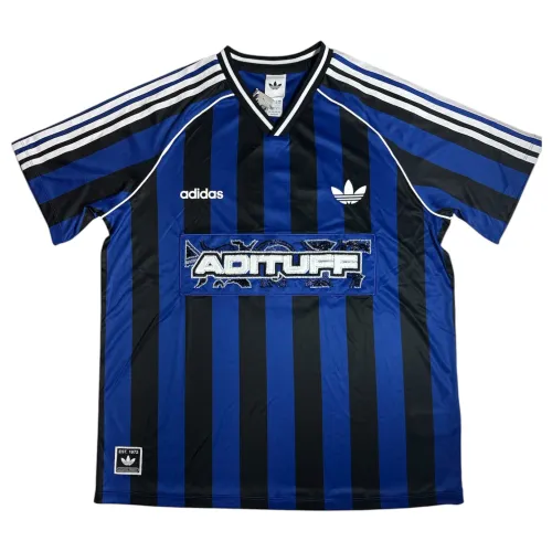 Remera Adidas deportiva