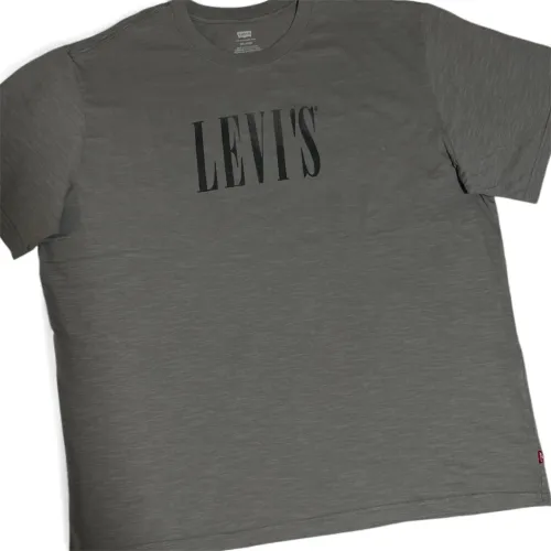 Remera Levis