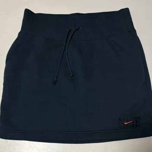 Pollera Nike 
